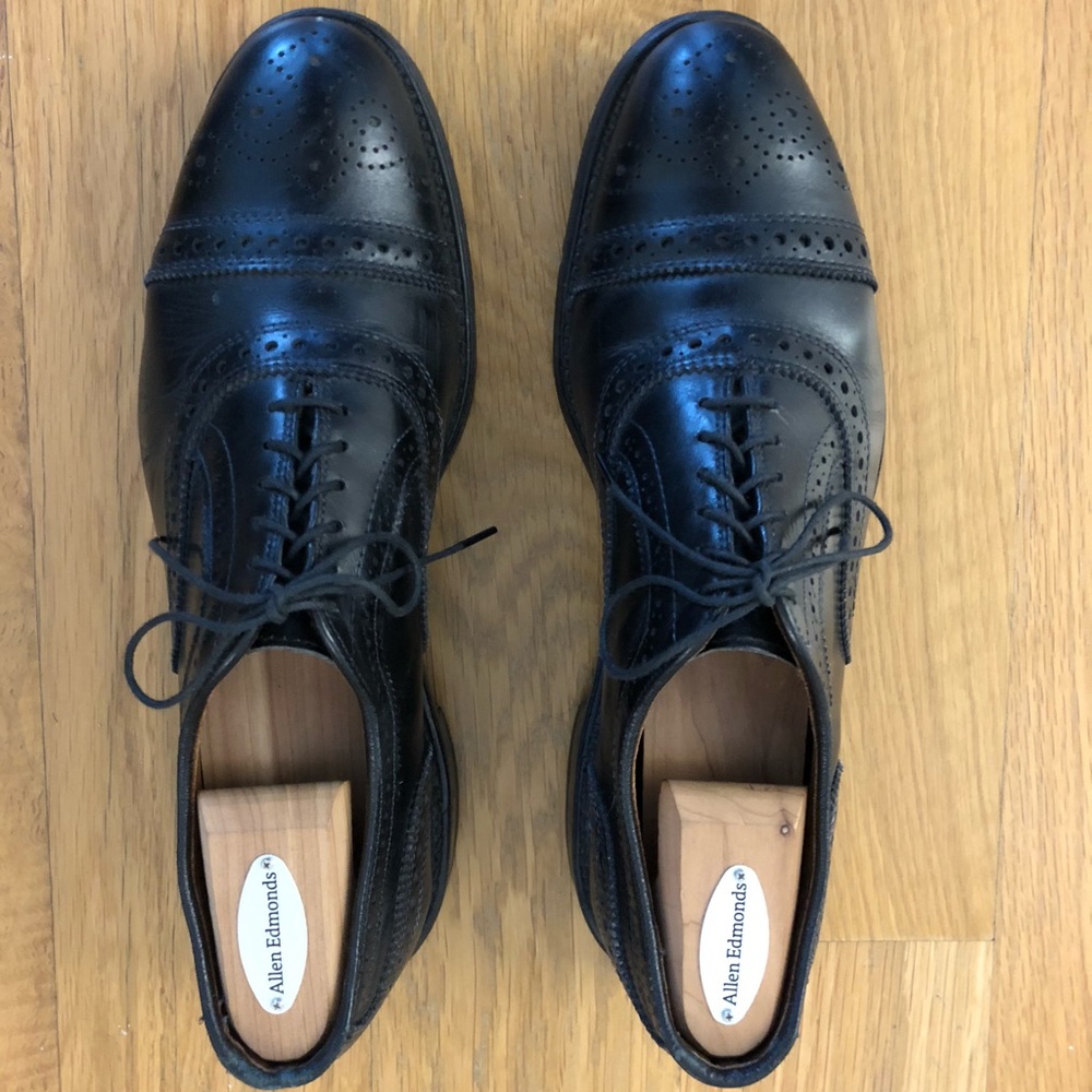 Allen Edmonds Strand black